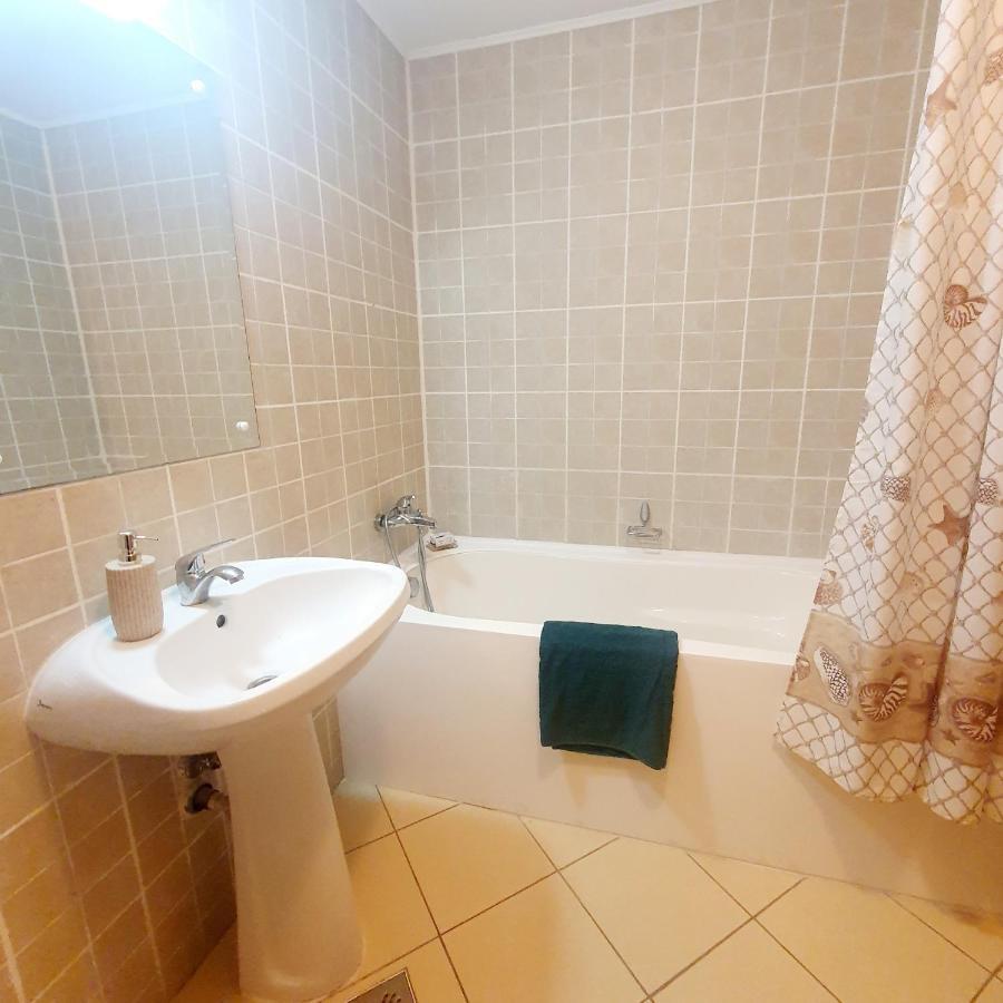 Summer Lake Apartment Мамая Екстериор снимка