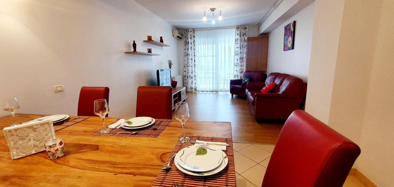 Summer Lake Apartment Мамая Екстериор снимка